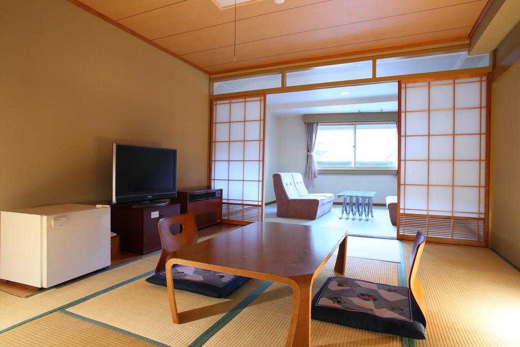 Shiga Palace Hotel Yamanouchi  Bagian luar foto